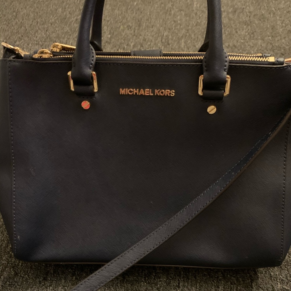 Michael kors purse